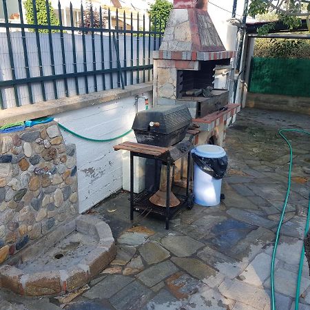 Nautilus Guest House Nea Iraklitsa Ngoại thất bức ảnh