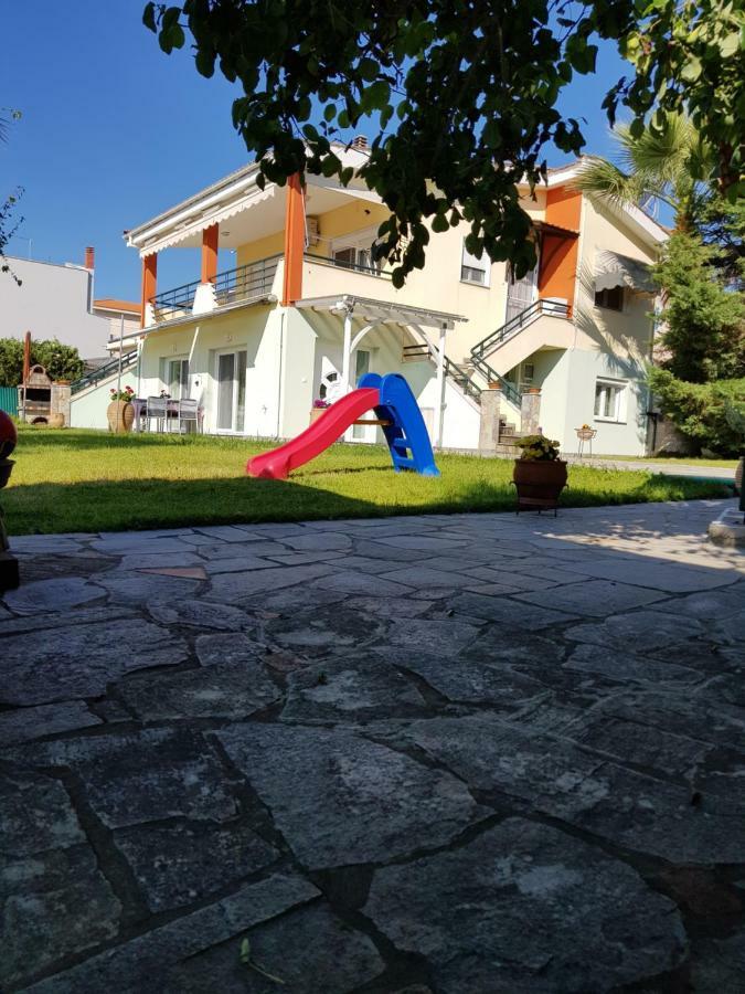 Nautilus Guest House Nea Iraklitsa Ngoại thất bức ảnh